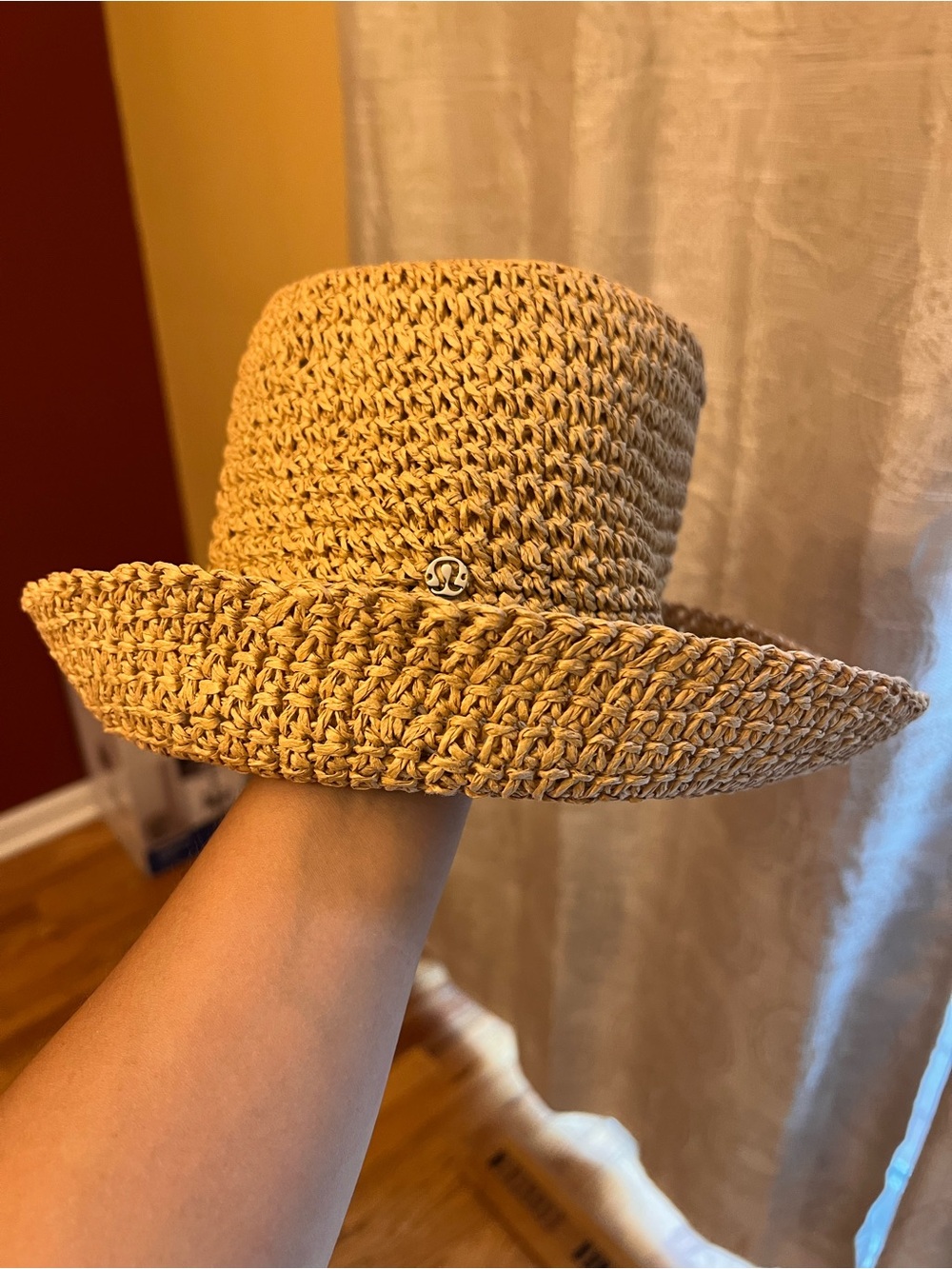 Lululemon Straw Bucket Hay Natural NAT M/G Rafia Bucket Summer Coastal